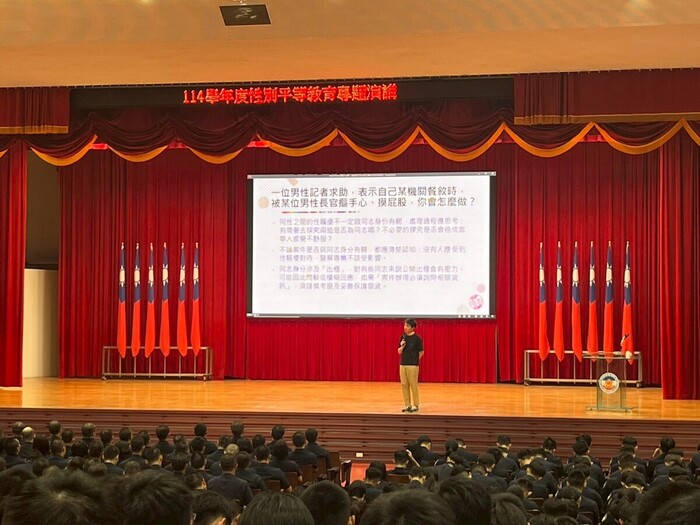 講座以案例切入友善執法的思維